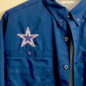 Men's Dallas Cowboys Columbia Navy Tamiami Omni-Shade Button-Down Shirt